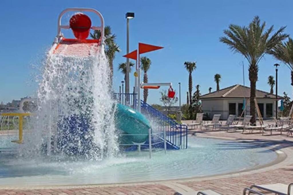 Champions Family Home - Near Disney キシミー エクステリア 写真