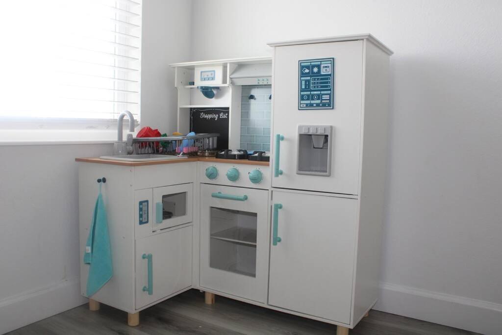 Champions Family Home - Near Disney キシミー エクステリア 写真